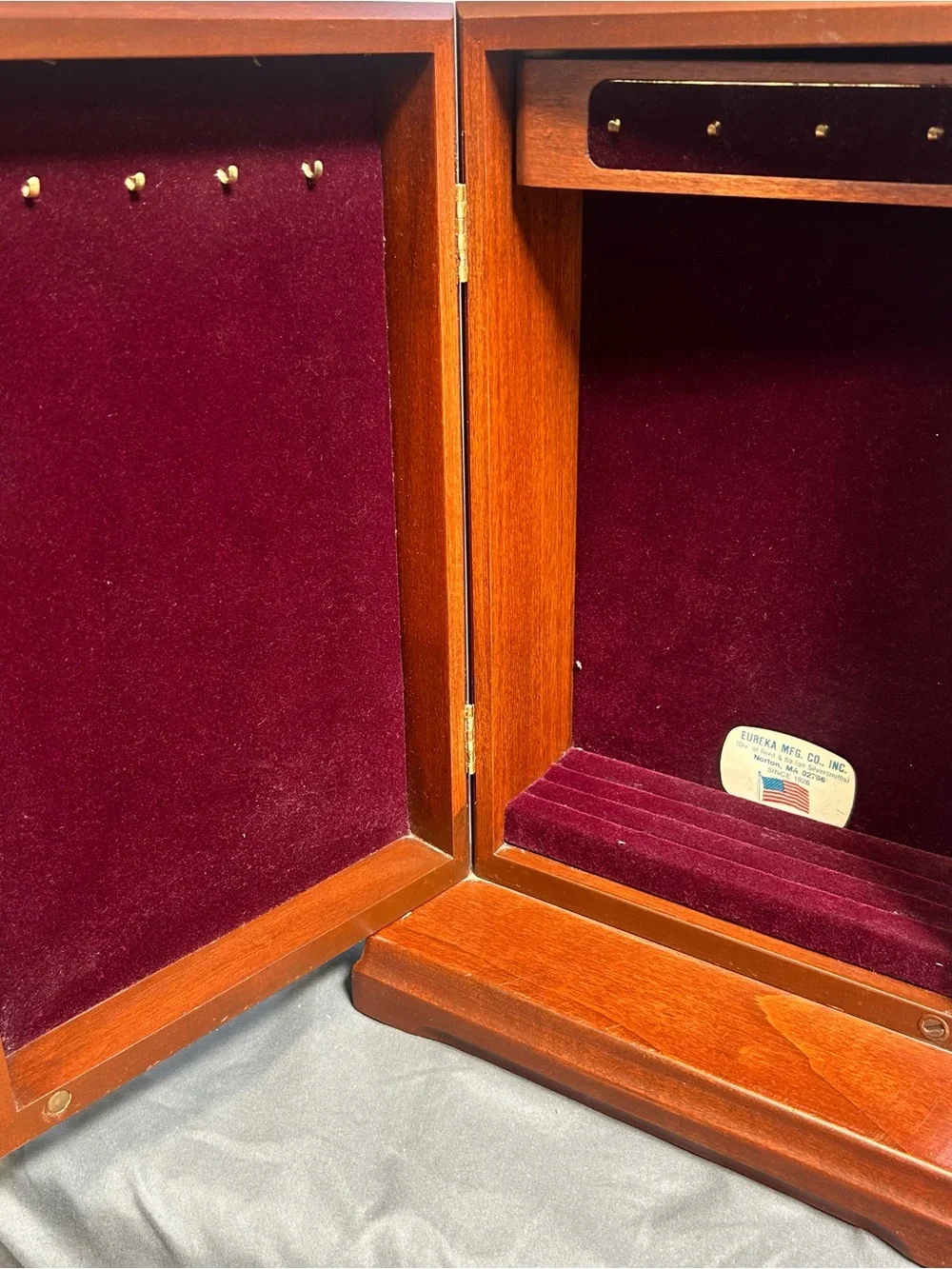 Vintage Eureka Jewelry Box Reed & Barton Wood Chest Velvet Lined USA Large Rose